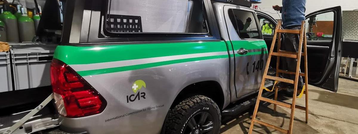 Hilux beim Abstimmen der Funkanlage