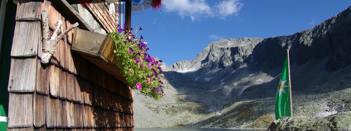 Arthur von Schmidhaus_und_DösenerSee(copyright Peter Angermann)