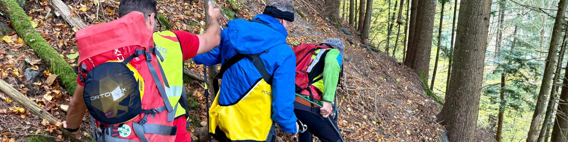 3ECD32C8-7222-455C-BF83-AC3BBB11F9E9