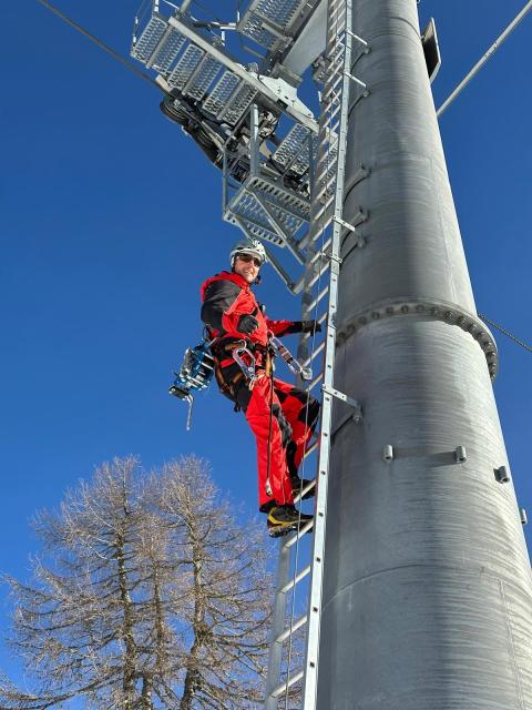 PHOTO-2025-12-03-18-28-24