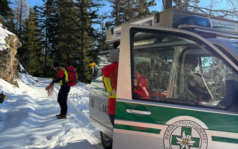 742c6d9a-1af0-4e46-9a64-d1304c45596a