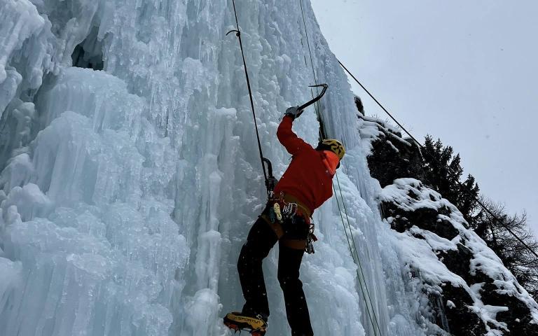 621912156_897319786221348_2901905193258323047_n