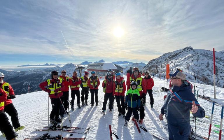 596979761_861289579824369_7743623944604634734_n