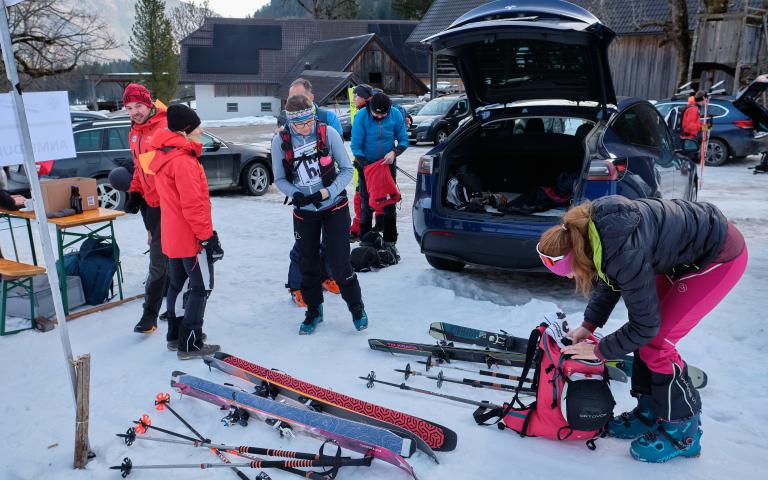 2026-03-06_20-13-32_ XT2-silber_1