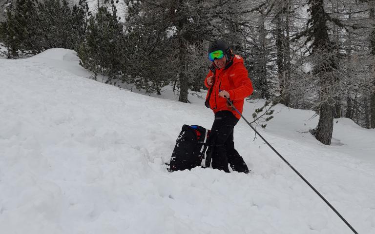 b06ebb44-95eb-404a-a0f8-e9c9ac59c860