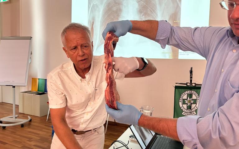 Dr. Deutsch und Dr. Harmina