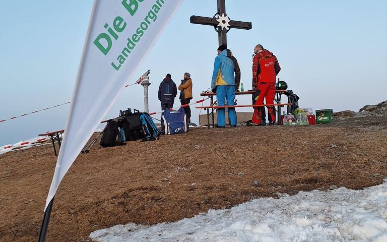 73daad42-6513-4ea9-9178-8377d851c2ce